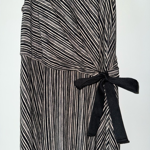 Maeve Anthropologie Hi-Low Salsola Summer Striped Dress Size Medium - Picture 9 of 12